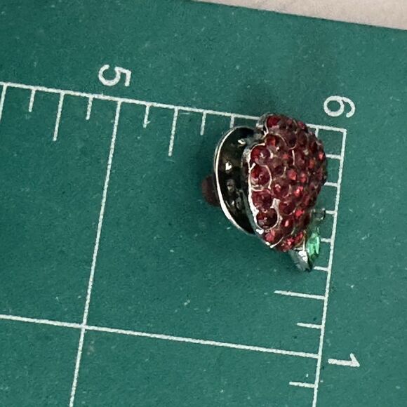 Red Apple Rhinestone Sparkly Lapel Pin Teacher School Fall autumn - Picture 6 of 6